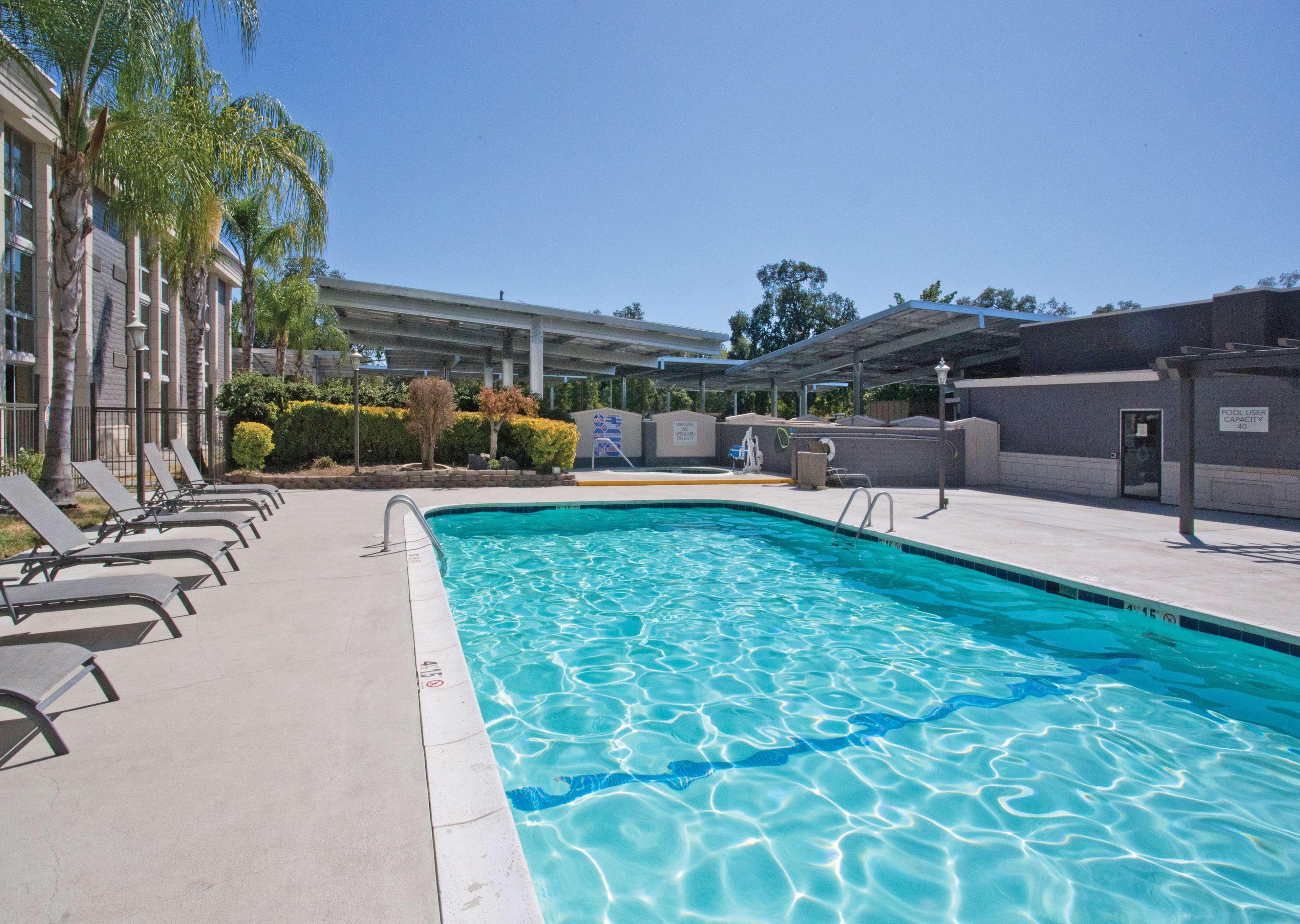 Готель Doubletree By Hilton Chico, Ca Екстер'єр фото