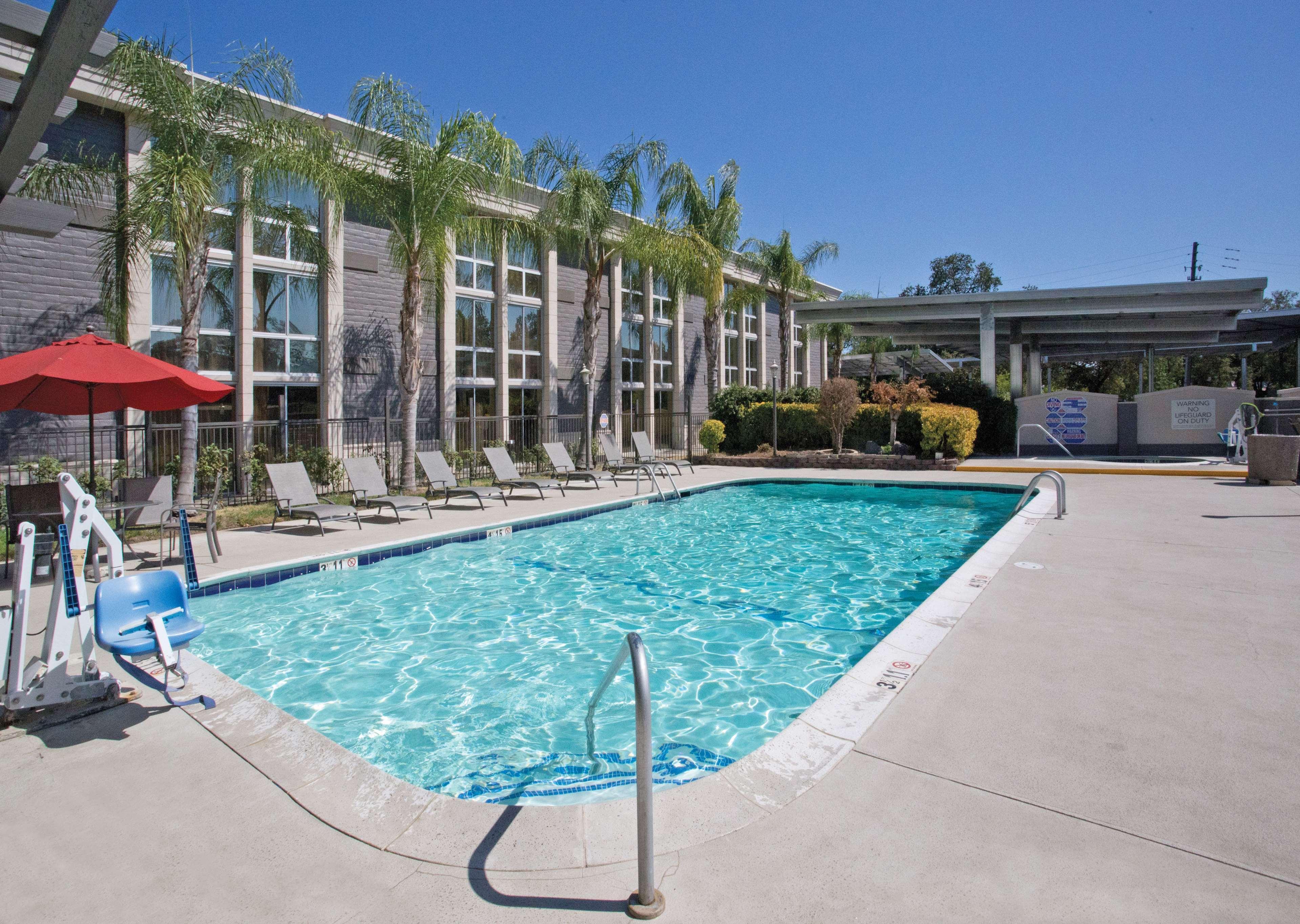 Готель Doubletree By Hilton Chico, Ca Екстер'єр фото